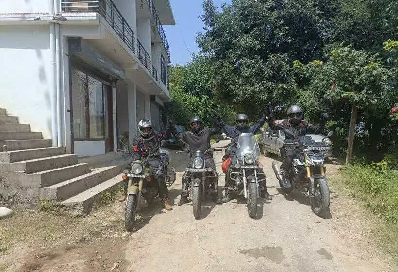 ホテル Oaktree Homestay