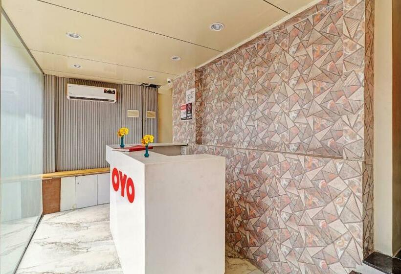 فندق Oyo 70335  Capetown