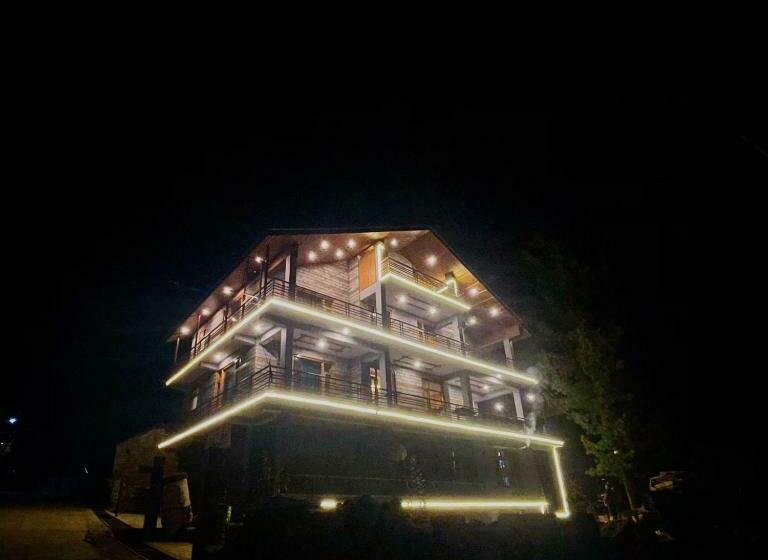 호텔 Prāṇa Boutique Stays