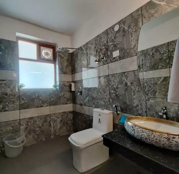 هتل Prāṇa Boutique Stays