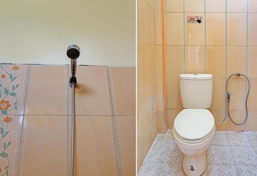 בית מלון כפרי Spot On 91931 Permata Brantas Syariah Homestay