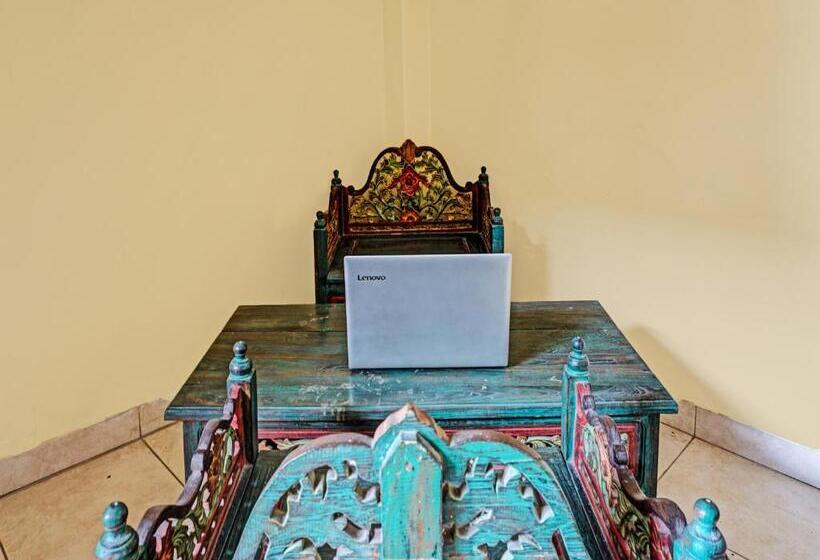 בית מלון כפרי Spot On 91931 Permata Brantas Syariah Homestay