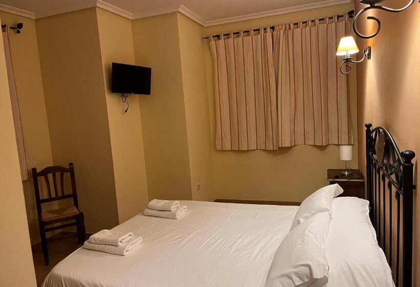 פנסיון La Rueda