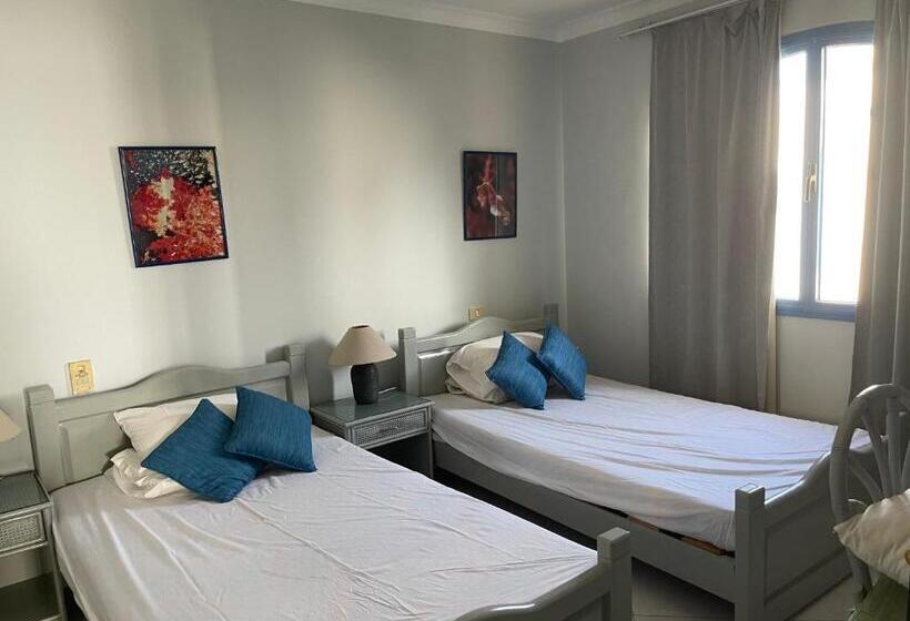 پانسیون Ras Katy Sunset Views