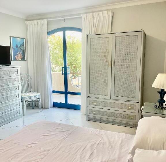 پانسیون Ras Katy Sunset Views