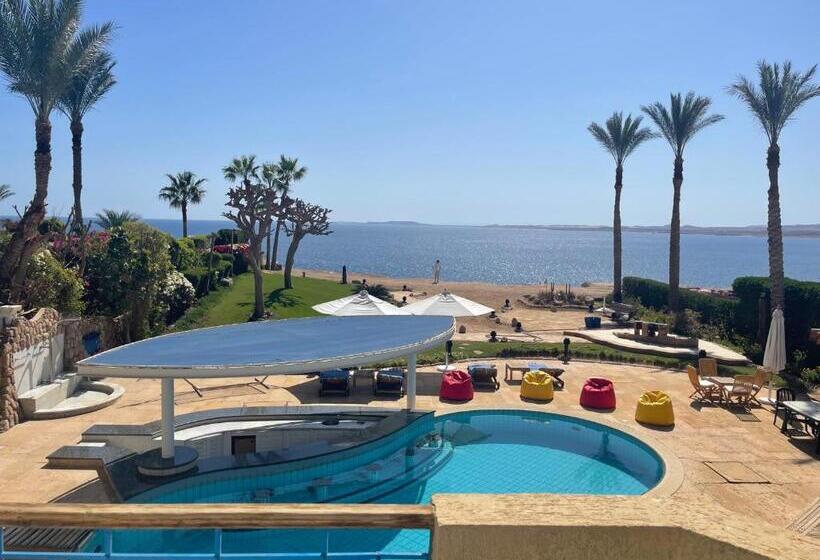 پانسیون Ras Katy Sunset Views