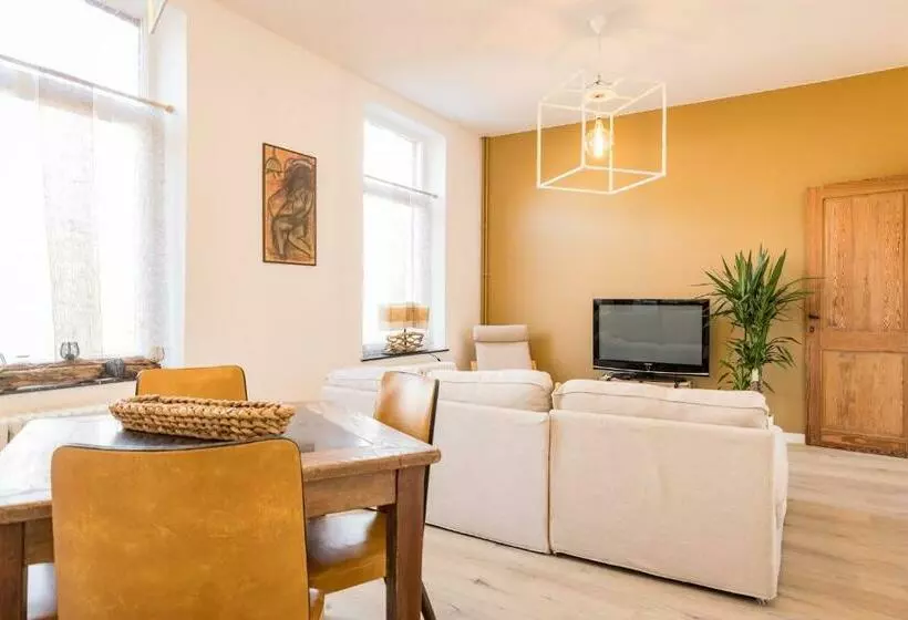 Aamiaismajoitus (B&B) Gîtes In Huy   Appartements Chaleureux Dans Le Centre De Huy