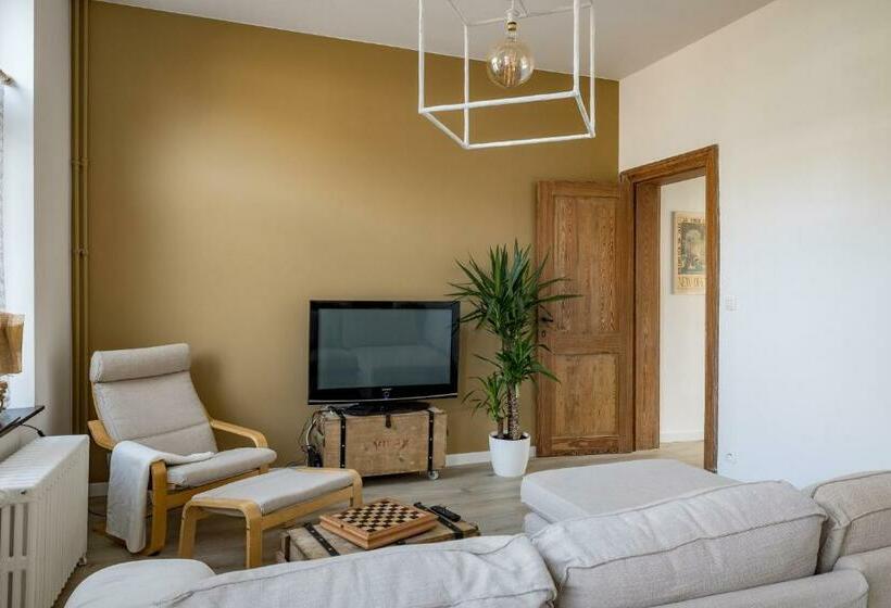 Bed and Breakfast Gîtes In Huy Appartements Chaleureux Dans Le Centre De Huy