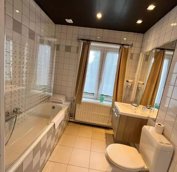 ベッドアンドブレックファースト La Villa Blanche Spa