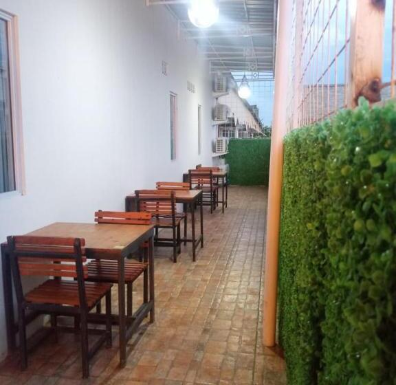 مبيت وإفطار Capital O 94412 Zudo