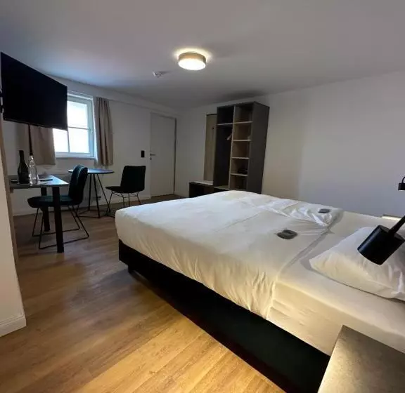 Hopfenhotel Am Adenauerufer