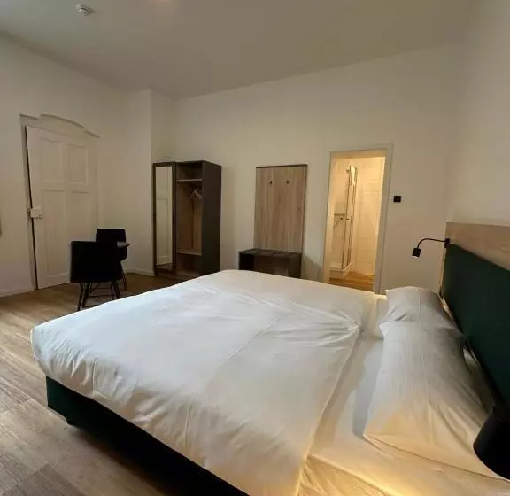 Hopfenhotel Am Adenauerufer