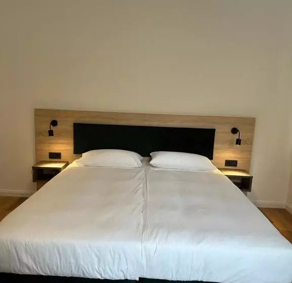 Hopfenhotel Am Adenauerufer