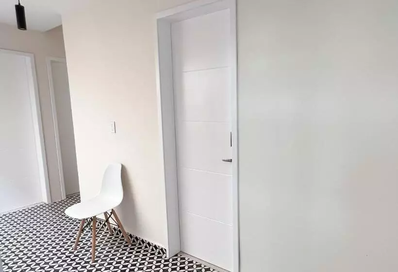 هتل Habitaciones Amubladas Logos Ii