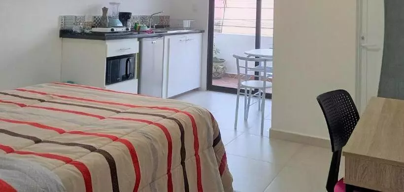 هتل Habitaciones Amubladas Logos Ii