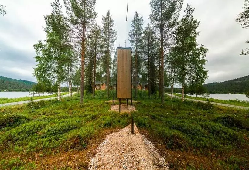 Hotelli Kuuru Lakeside