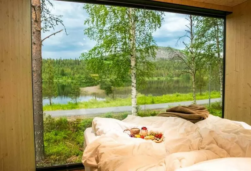 Hotelli Kuuru Lakeside