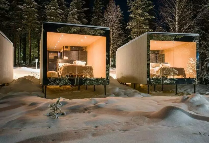 Hotelli Kuuru Lakeside