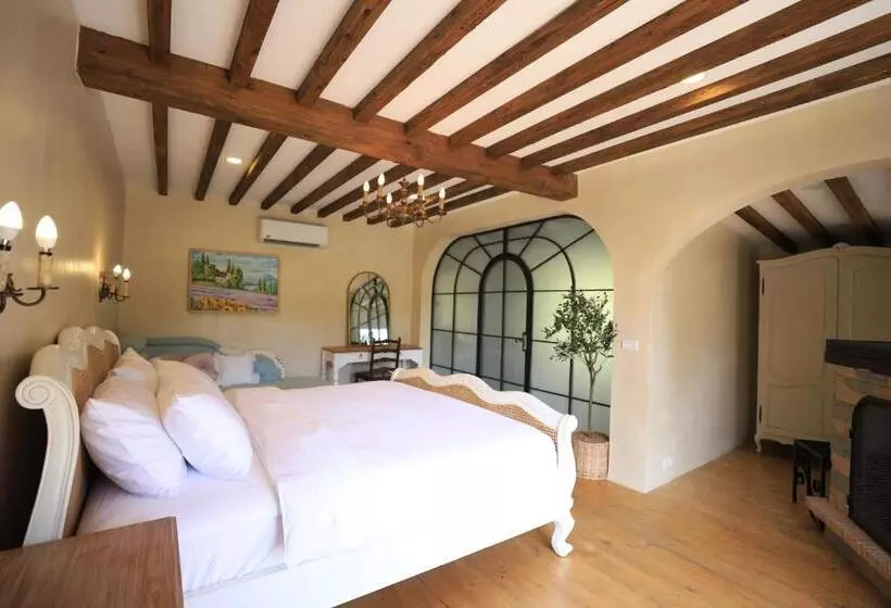 ホテル Moon River Village