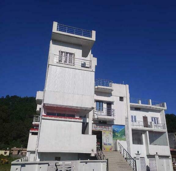 فندق Pop 70260 Jp Palace Home Stay