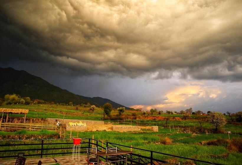 酒店 Raahi Stay, Landing Site Bir   Stay & Cafe