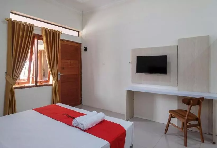 Reddoorz Plus Syariah At Hotel Indonesia Kajen