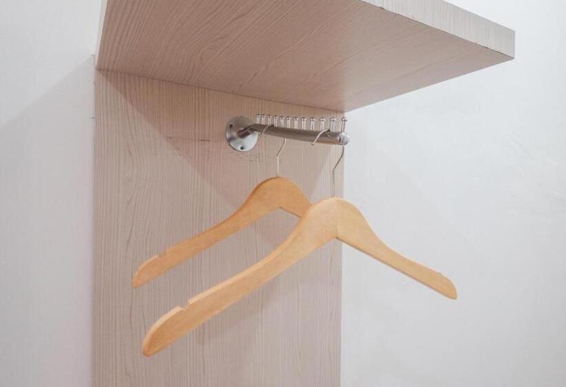 Reddoorz Plus Syariah At Hotel Indonesia Kajen