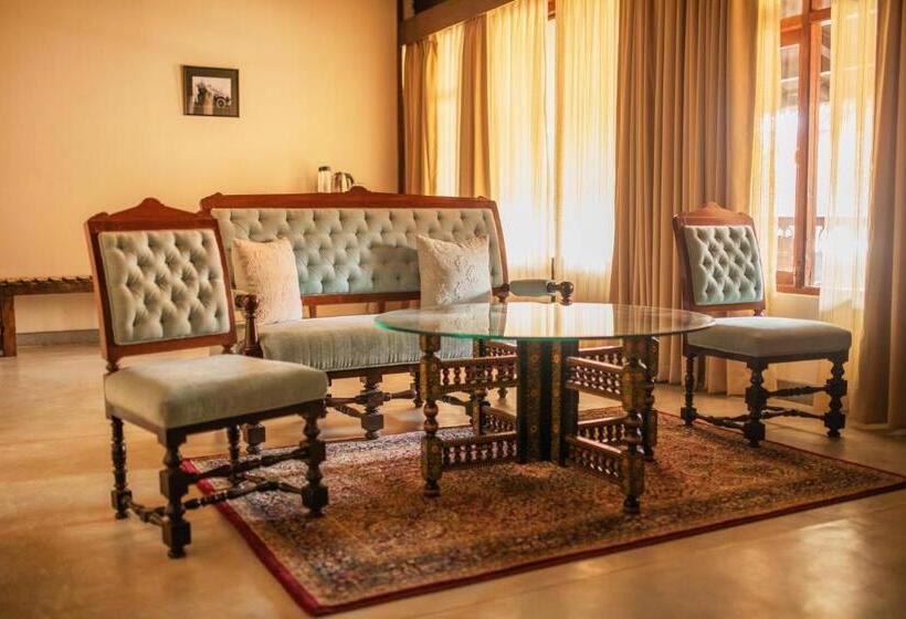 Отель Sawantwadi Palace Boutique Art