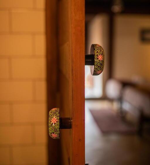 Отель Sawantwadi Palace Boutique Art