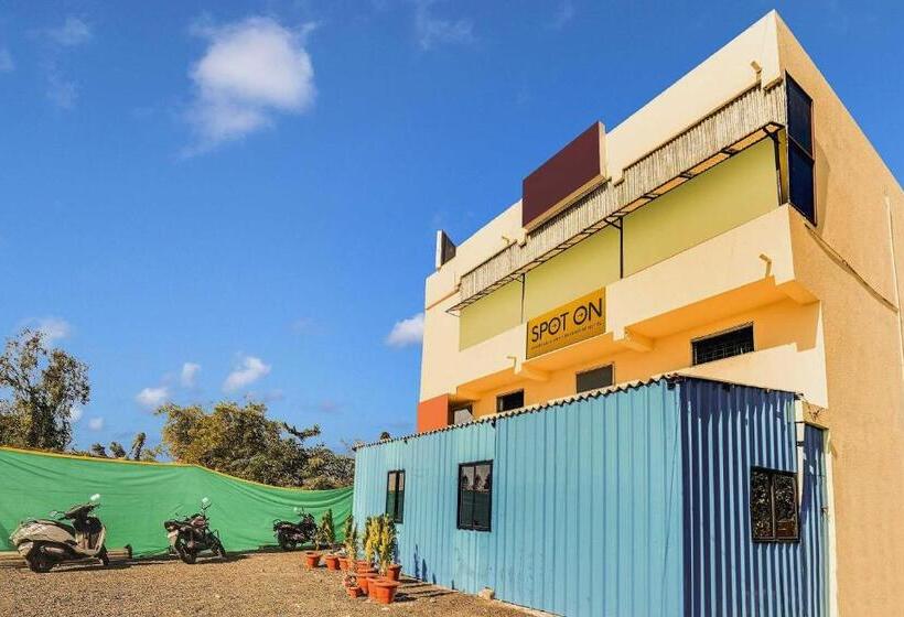 Hotel Spot On Fakt Tu Aani Mi