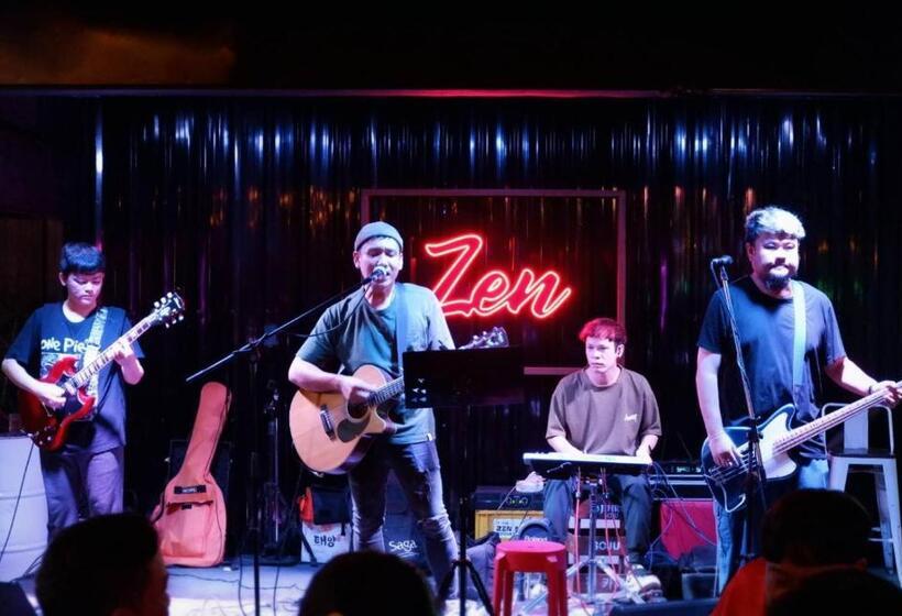 בית מלון כפרי Thezen