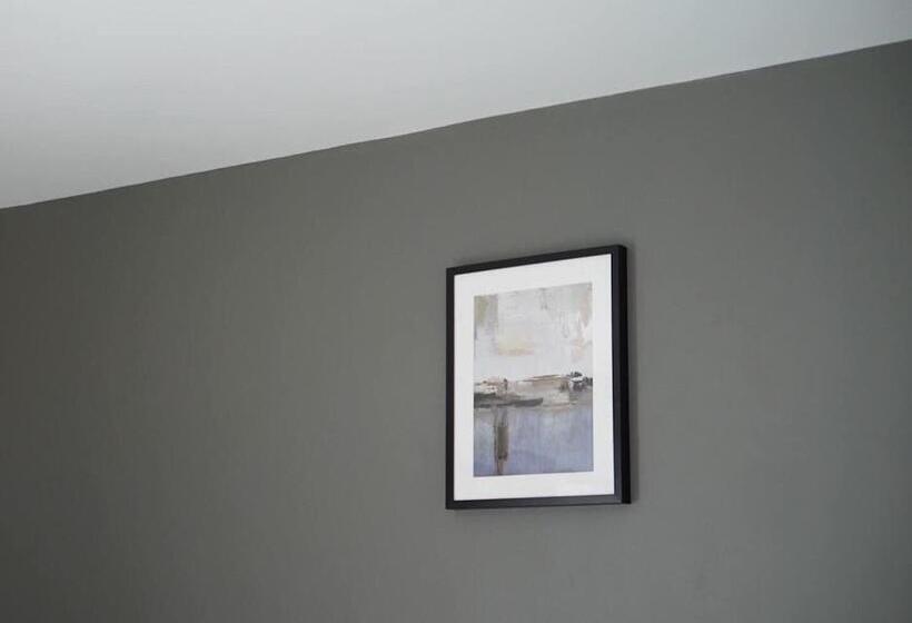 בית מלון כפרי Thezen