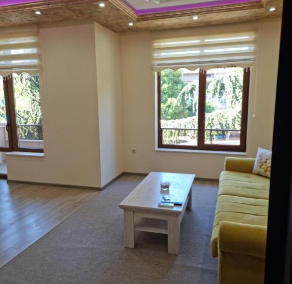 پانسیون къща за гости китанов