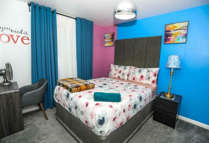 펜션 Surebillionaire Homes