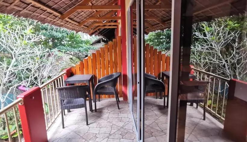 Sulu Sunset Beach Resort