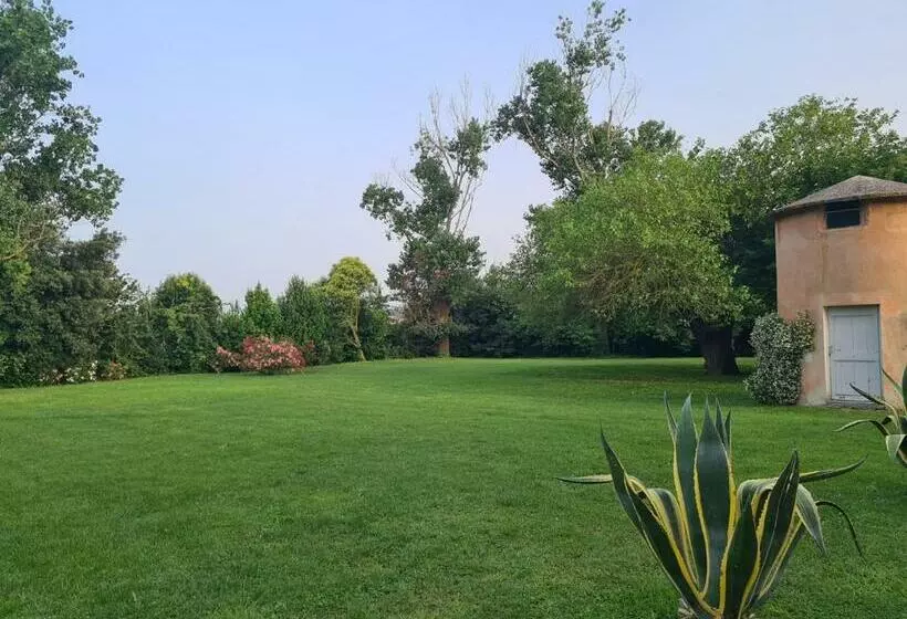 Aamiaismajoitus (B&B) Somente Locanda Di Pregio