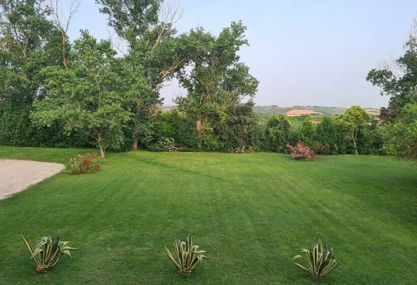 Aamiaismajoitus (B&B) Somente Locanda Di Pregio