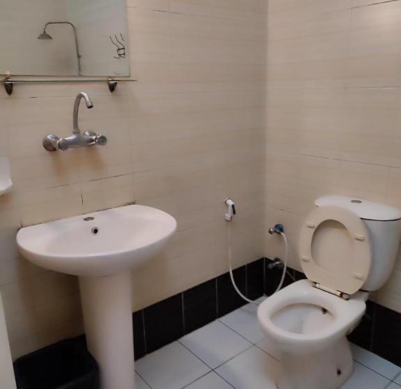 Clement S House Hostel