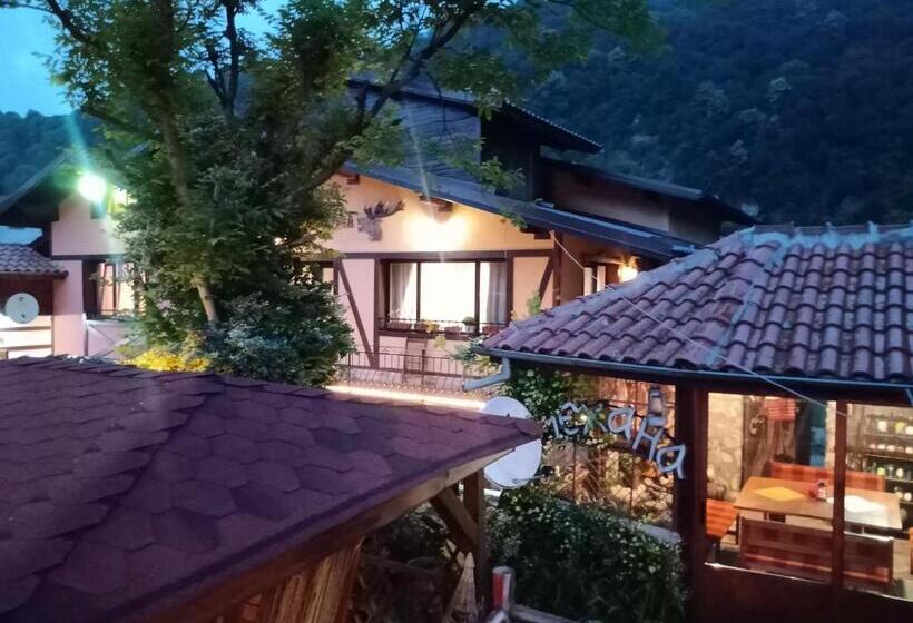 Отель кръчмъ при байката Alpin