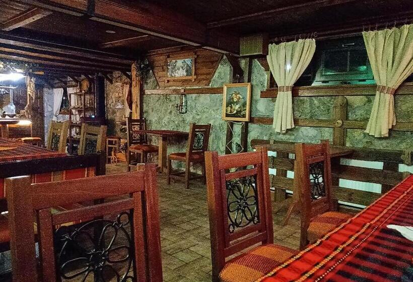 Отель кръчмъ при байката Alpin