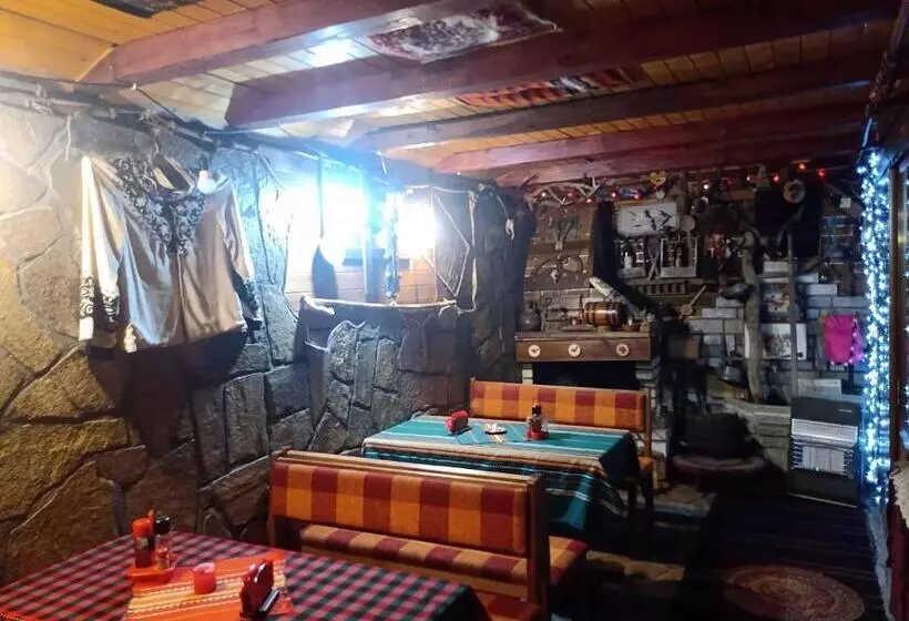 Hotelli кръчмъ при байката Alpin