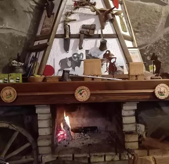 Hotelli кръчмъ при байката Alpin