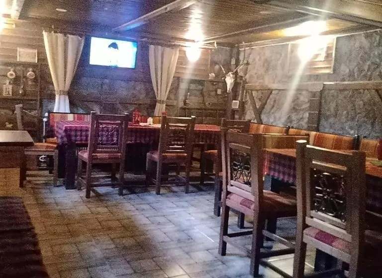 Hotelli кръчмъ при байката Alpin