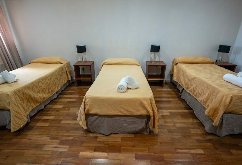 בית מלון כפרי American Suites