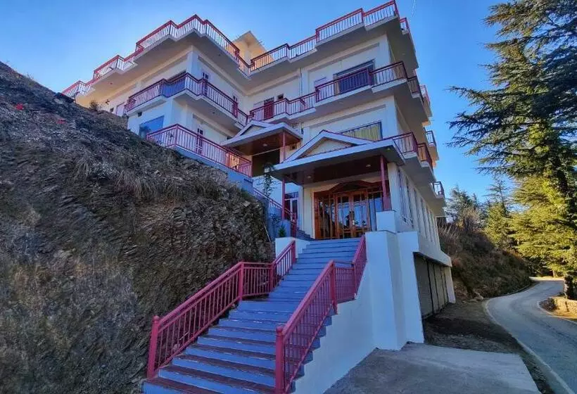 ホテル Basa Palace