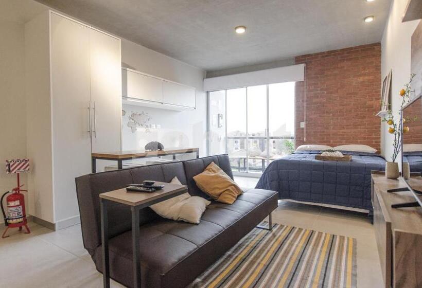 هتل Comfy Loft Bbq Terrace And Balcony