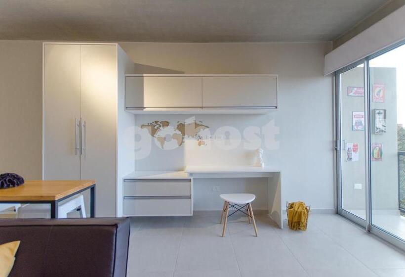 هتل Comfy Loft Bbq Terrace And Balcony