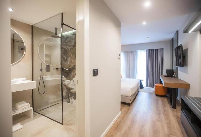 هتل Elisa Tirana, Affiliated By Meliá