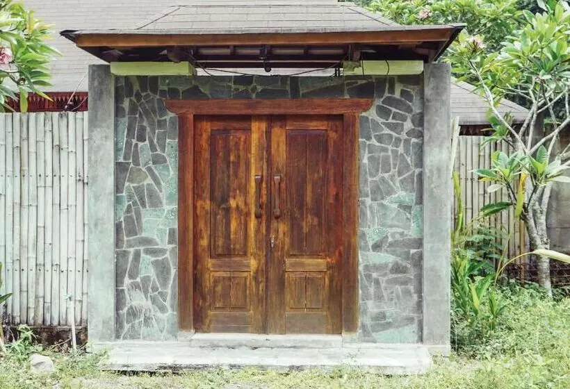 ホテル Madaira Villa Senggigi