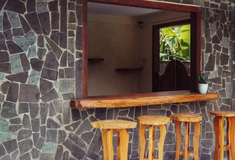 ホテル Madaira Villa Senggigi